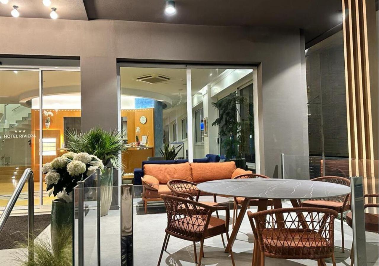 Hotel Riviera B&B 미사노아드리아티코 외부 사진