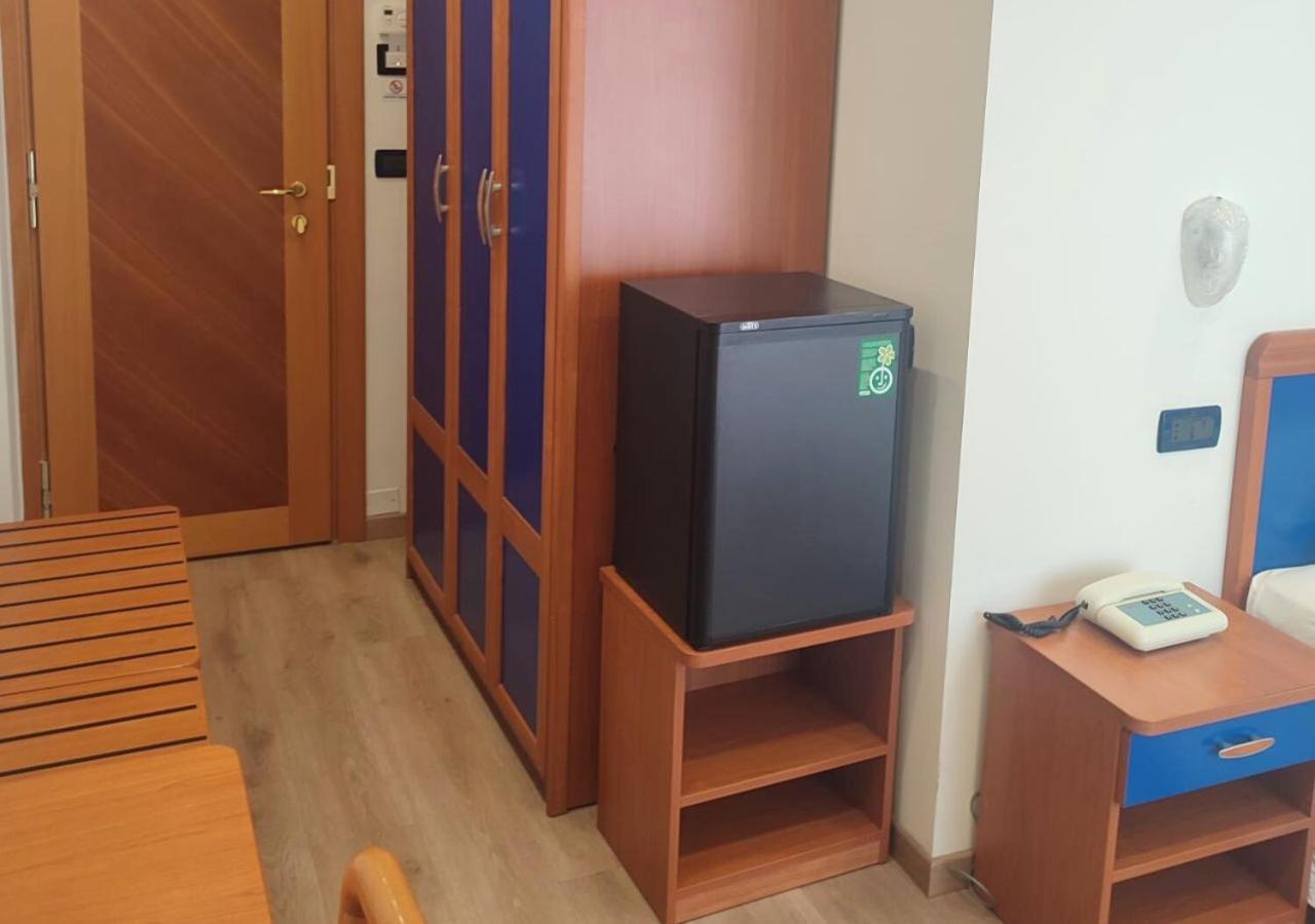 Hotel Riviera B&B 미사노아드리아티코 외부 사진