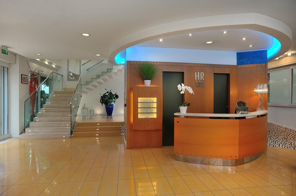 Hotel Riviera B&B 미사노아드리아티코 외부 사진